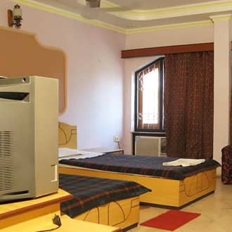 Hotel Saptarshi, Bankura 4